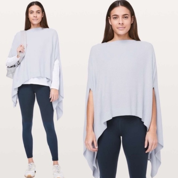 Lululemon Forward Flow Cape Travel Casual Soft
Silver Fox / Alpine White OSFA - Picture 3 of 15